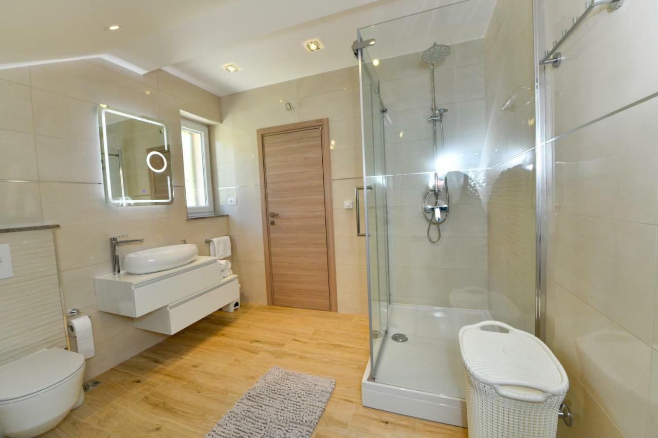 Cambi Lux Apartment Otok  Екстер'єр фото
