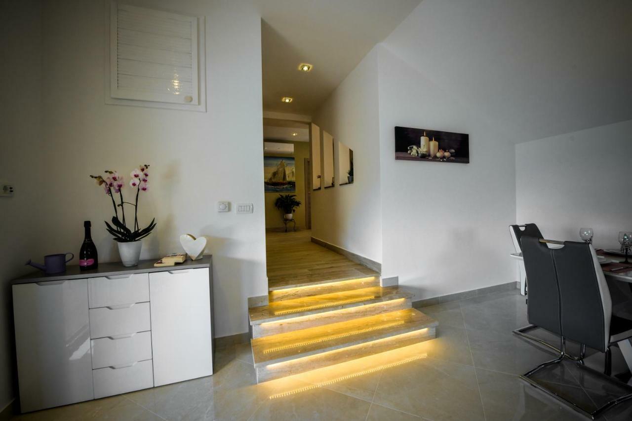 Cambi Lux Apartment Otok  Екстер'єр фото