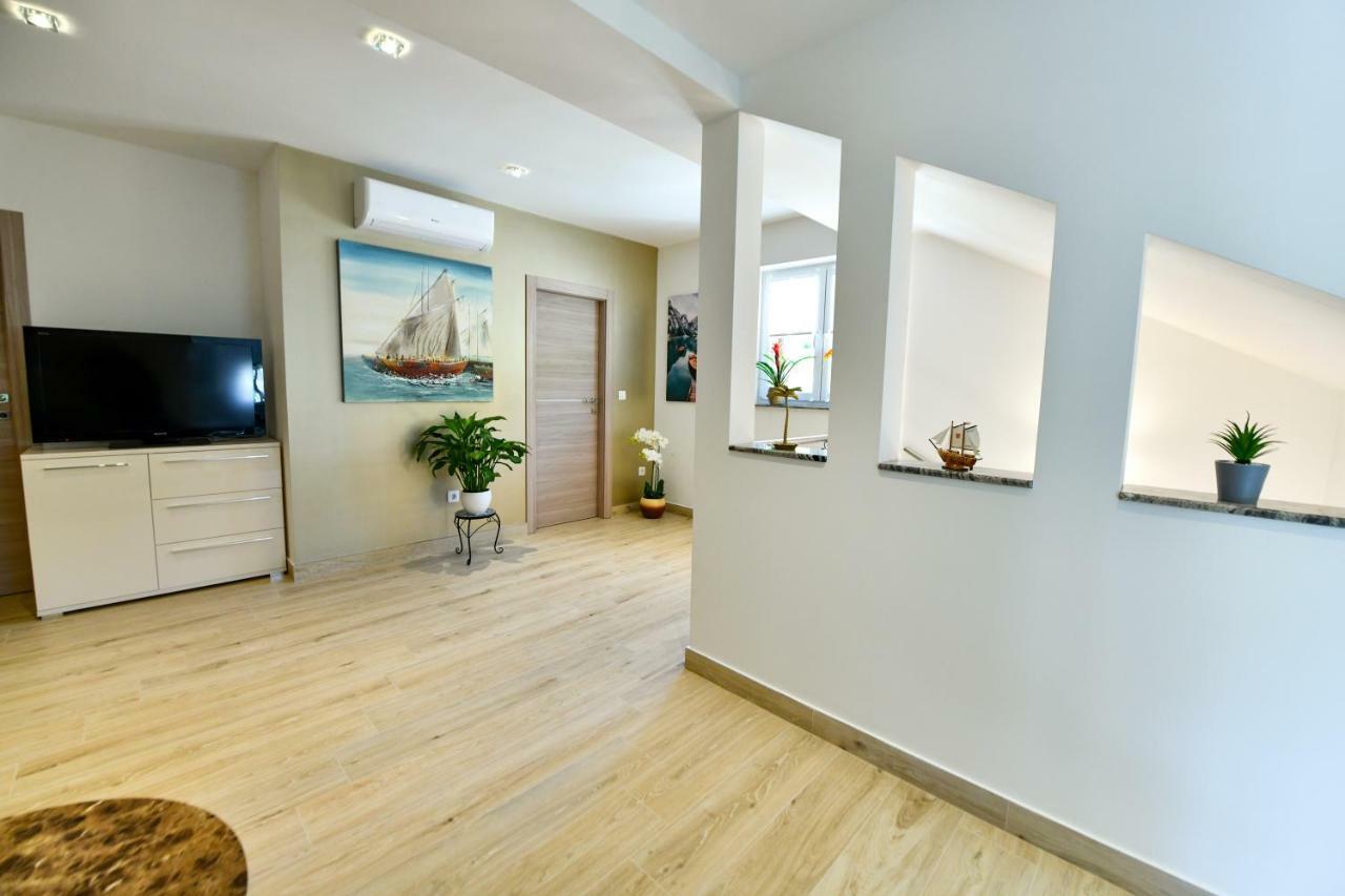 Cambi Lux Apartment Otok  Екстер'єр фото
