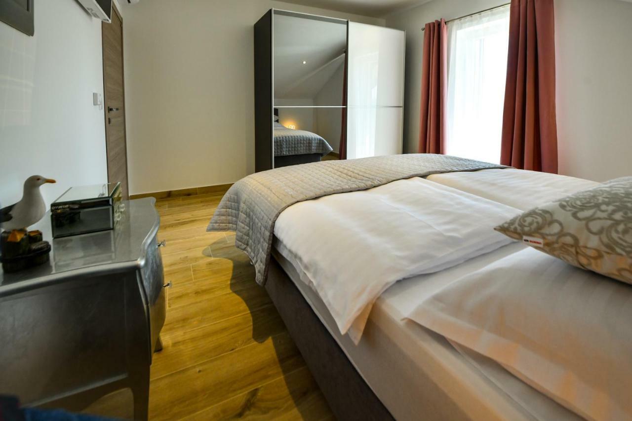Cambi Lux Apartment Otok  Екстер'єр фото